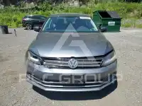 2018 Volkswagen Jetta фото