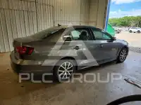 2018 Volkswagen Jetta photo