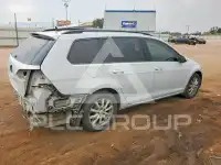 2018 Volkswagen GOLF photo