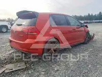2018 Volkswagen GOLF photo