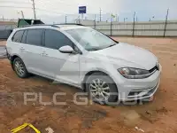 2018 Volkswagen GOLF photo