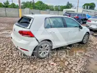 2018 Volkswagen GOLF фото