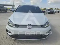 2018 Volkswagen GOLF фото