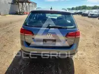 2018 Volkswagen GOLF фото