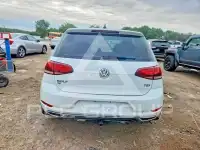 2018 Volkswagen GOLF photo