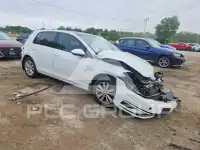 2018 Volkswagen GOLF photo