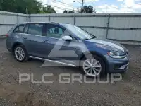 2018 Volkswagen GOLF фото