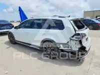 2018 Volkswagen GOLF фото