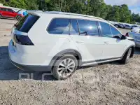 2018 Volkswagen GOLF фото
