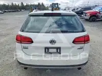 2018 Volkswagen GOLF фото