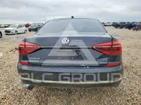 2018 Volkswagen Passat фото