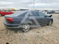 2018 Volkswagen Passat фото