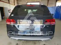 2018 Volkswagen Atlas photo
