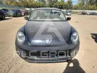 2018 Volkswagen BEETLE фото