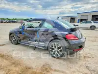 2018 Volkswagen BEETLE photo