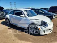 2018 Volkswagen BEETLE photo