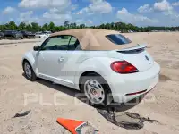 2018 Volkswagen BEETLE фото