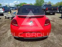 2018 Volkswagen BEETLE photo