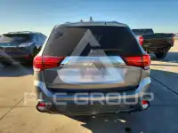 2019 Mitsubishi OUTLANDER photo