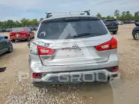 2019 Mitsubishi OUTLANDER photo