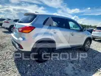 2019 Mitsubishi OUTLANDER photo