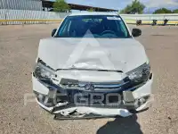 2019 Mitsubishi OUTLANDER photo
