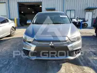 2019 Mitsubishi OUTLANDER photo