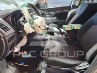 2019 Mitsubishi OUTLANDER photo