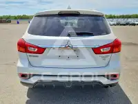 2019 Mitsubishi OUTLANDER photo