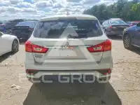 2019 Mitsubishi OUTLANDER photo