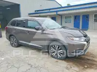 2019 Mitsubishi OUTLANDER photo