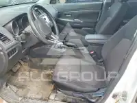 2019 Mitsubishi OUTLANDER фото