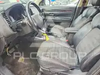 2019 Mitsubishi OUTLANDER photo
