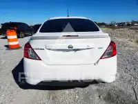 2019 Nissan VERSA фото