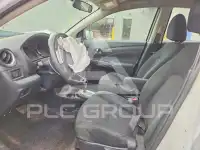 2019 Nissan VERSA фото