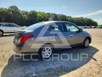 2019 Nissan VERSA фото