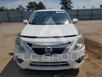 2019 Nissan VERSA photo