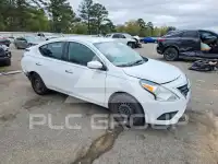 2019 Nissan VERSA фото