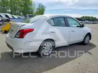 2019 Nissan VERSA фото