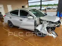 2019 Nissan VERSA фото