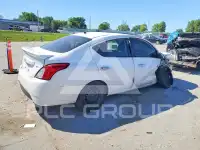 2019 Nissan VERSA фото