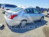 2019 Nissan VERSA фото