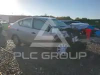 2019 Nissan VERSA фото
