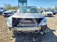 2019 Nissan VERSA фото