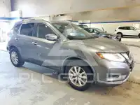 2019 Nissan ROGUE photo