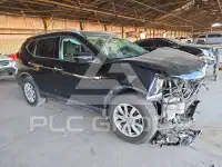 2019 Nissan ROGUE photo