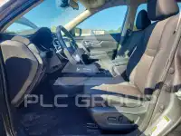 2019 Nissan ROGUE photo
