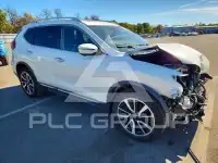 2019 Nissan ROGUE photo