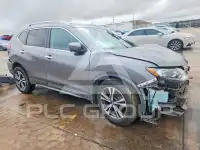 2019 Nissan ROGUE photo