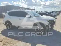 2019 Nissan ROGUE photo